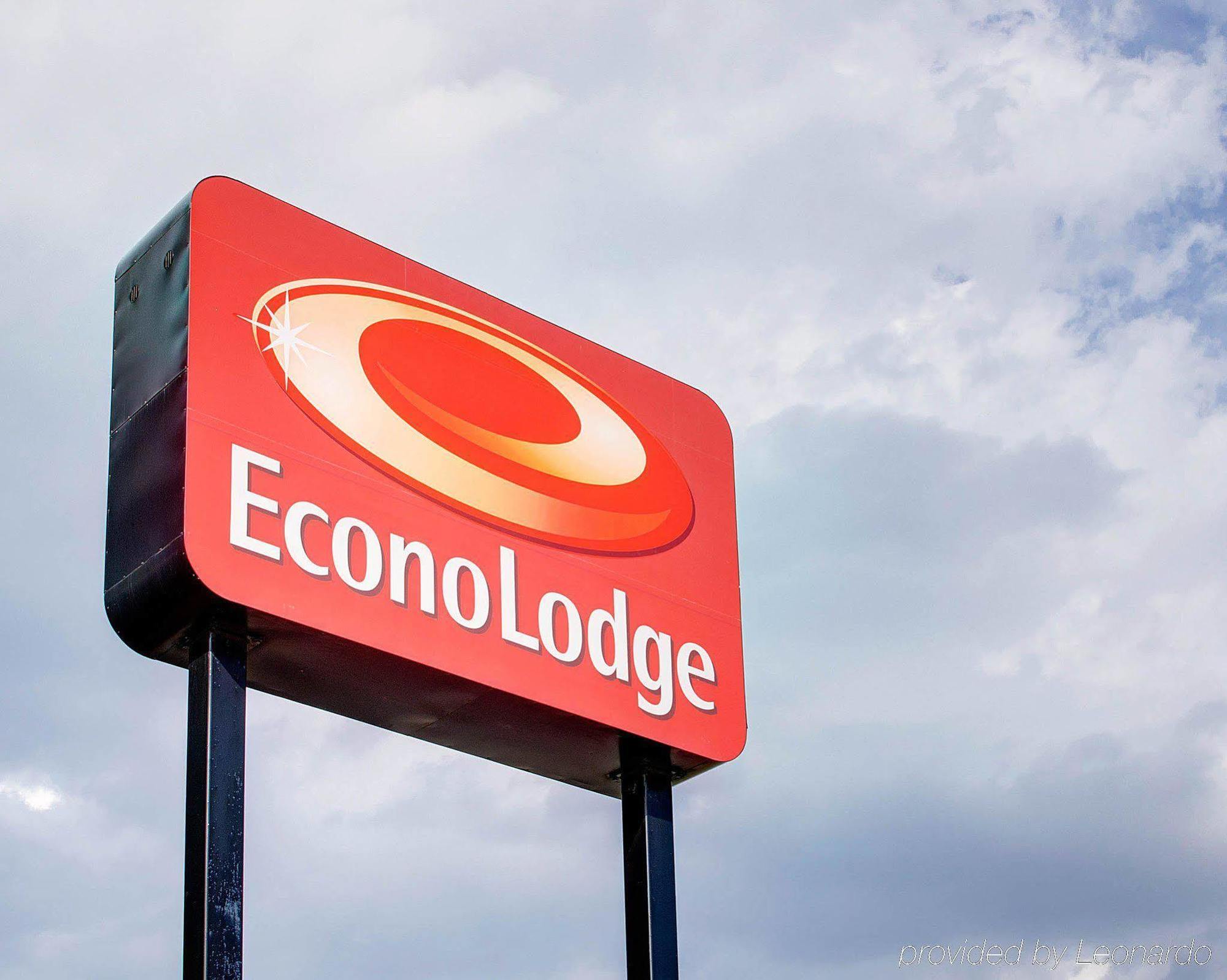 Econo Lodge Sharon Exterior photo